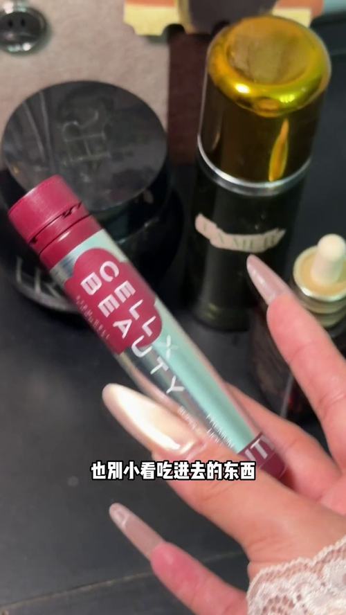 镜头12代表帧